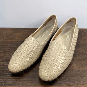 Trotters Liz Leather Slip On Woven Loafers Flat Shoes Color Bone 10S/AAA Size
